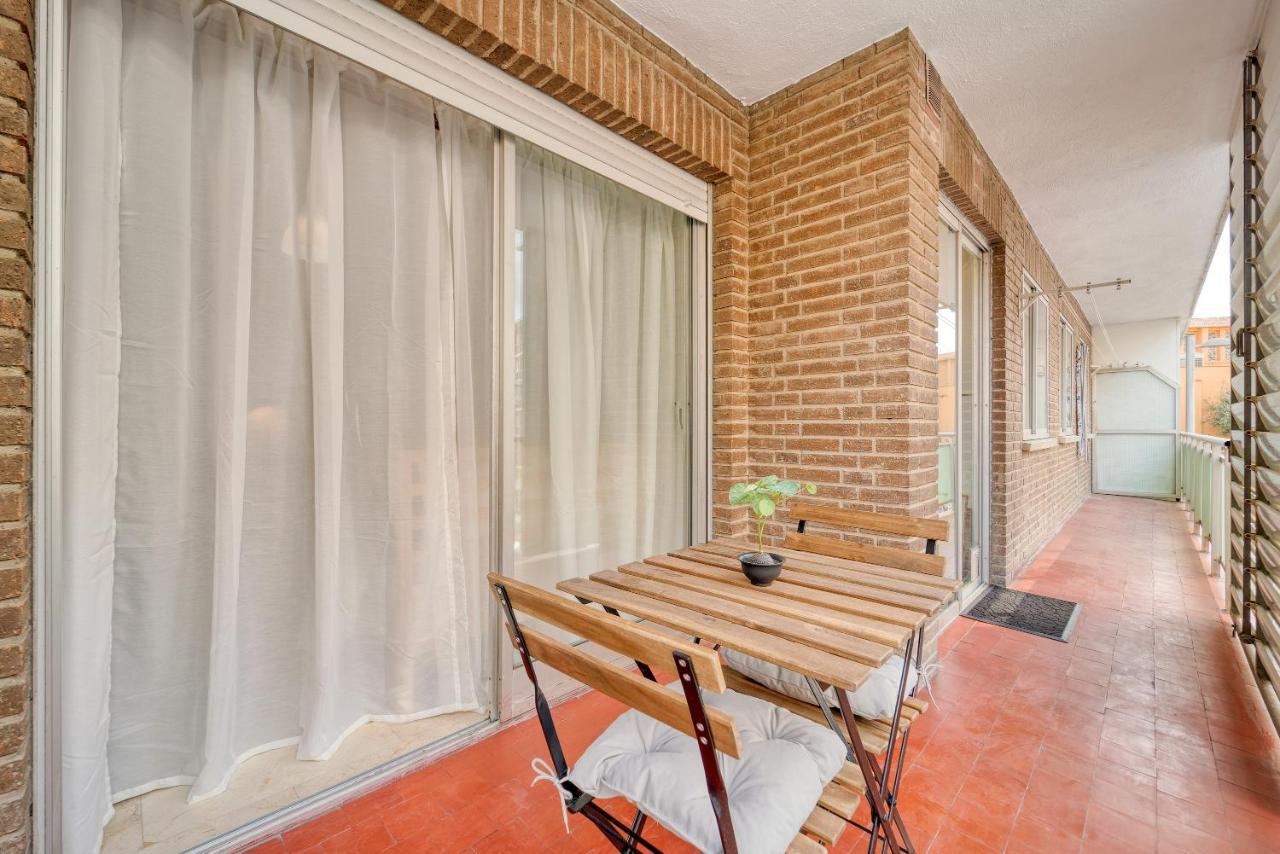 B Casacafe Madrid Pozuelo 2 Bano Fuera De La Habitacion O Compartido ポスエロ・デ・アラルコン エクステリア 写真