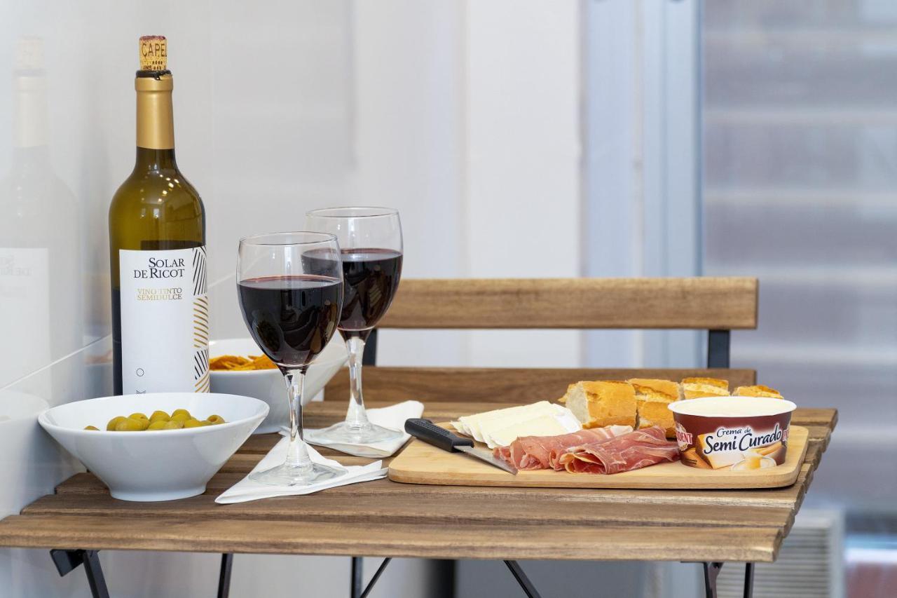 B Casacafe Madrid Pozuelo 2 Bano Fuera De La Habitacion O Compartido ポスエロ・デ・アラルコン エクステリア 写真